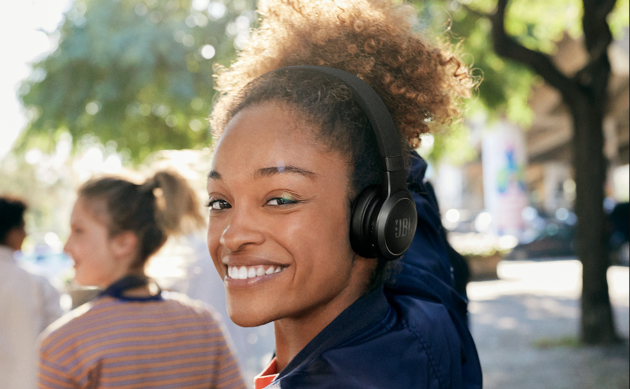 JBL Live 770NC