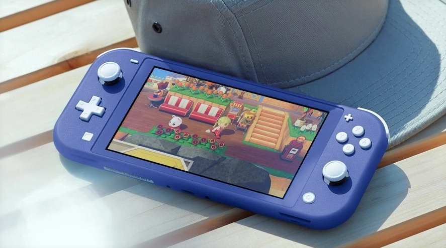 Blue Nintendo Switch Lite will be released in May
