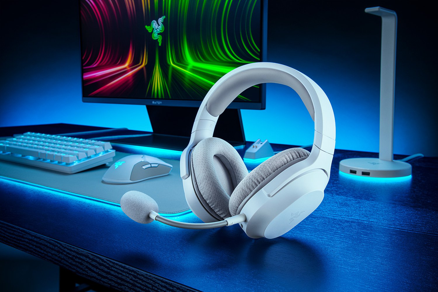 Razer Barracuda X Review: Wireless Multi-platform Gaming and Mobile Headset