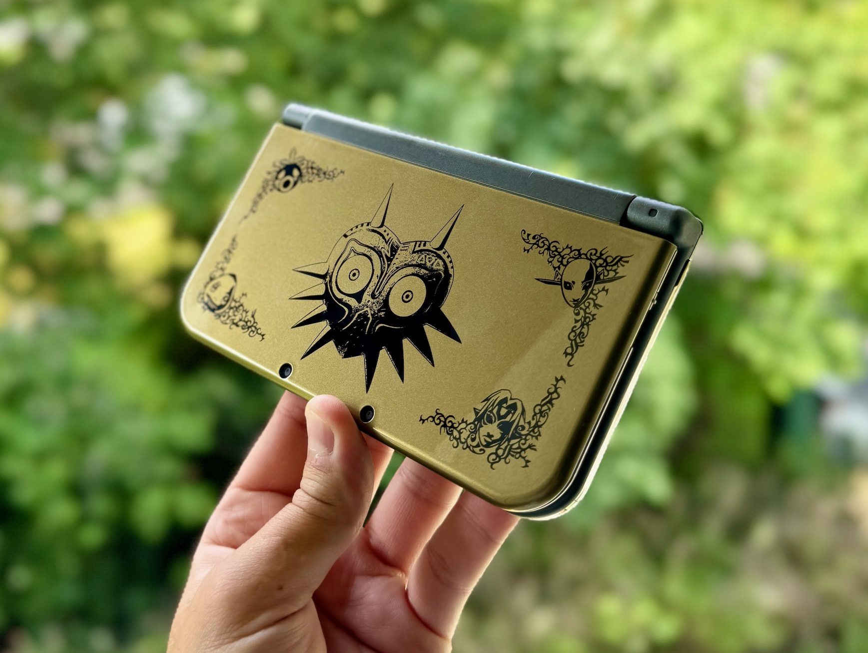 Review: New Nintendo 3DS XL Majora’s Mask Edition from RedProClub